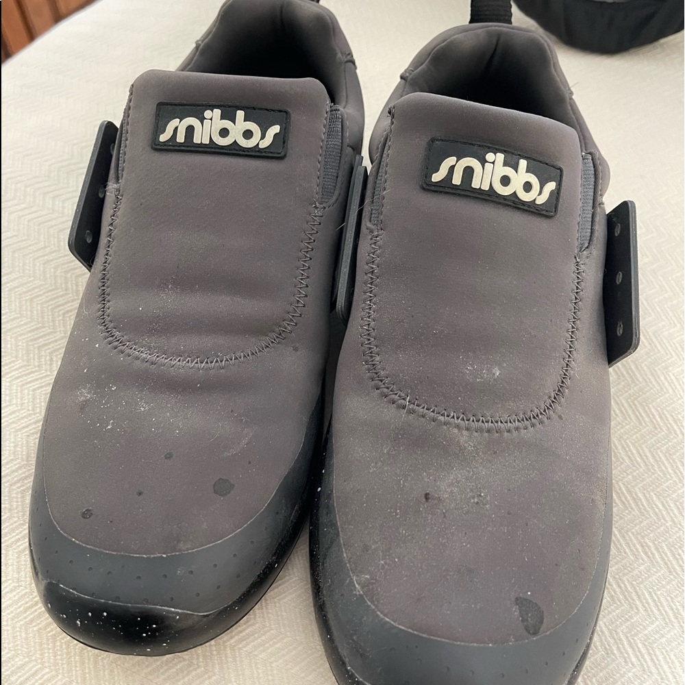 Snibbs shoes! Great for kitchen or hospital work.